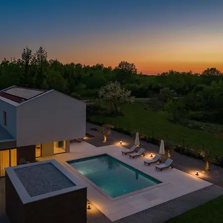 Willa Nareo Collection With Private Pool