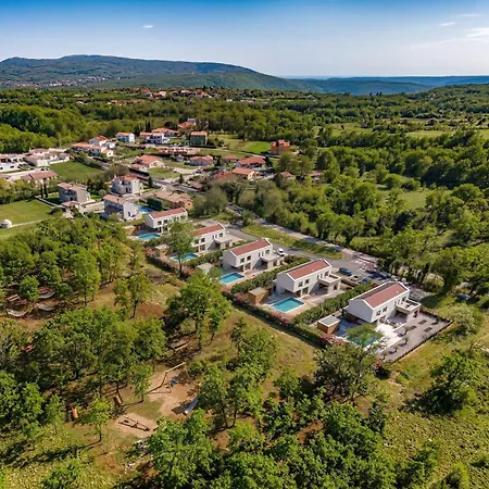 Villa Nareo Collection With Private Pool *