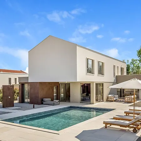 Nareo Collection With Private Pool * Labin (Istria)