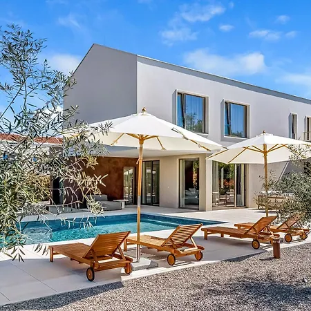 Villa Nareo Collection With Private Pool